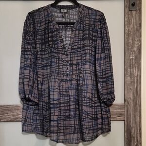 Nicole Miller Blue and Black Patterned Blouse